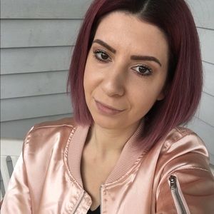 Meet your Posher, Jessica